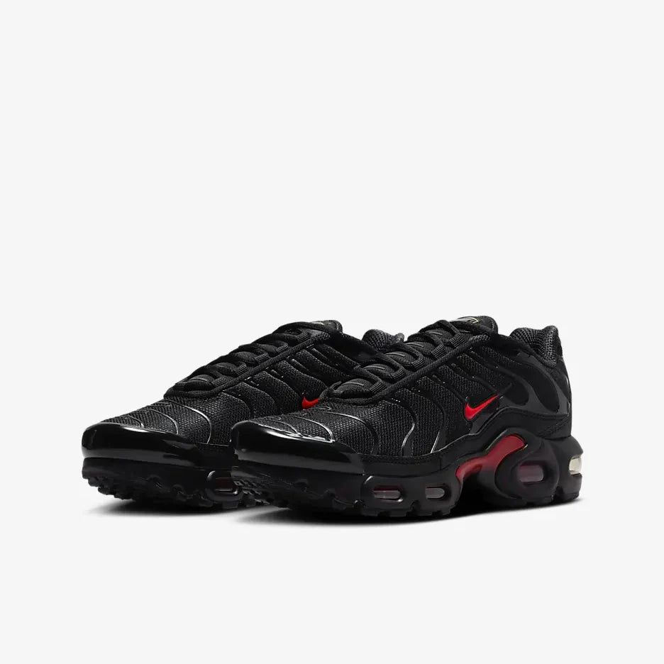 Nike Tn Air Max Plus Black Red swoosh