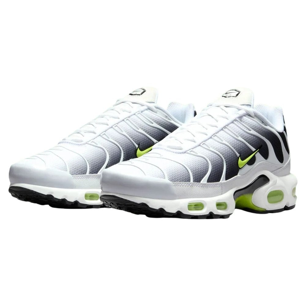Official Images // Nike Air Max Plus "White Volt"
